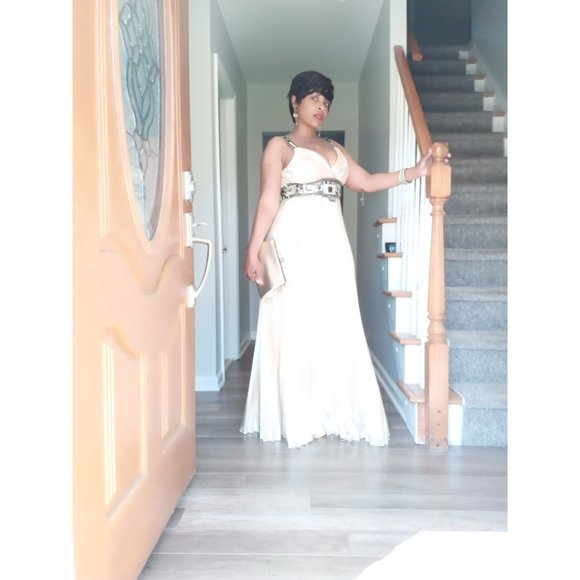 Grecian Style Dress - Picture 4 of 11